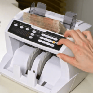 tai-sao-man-hinh-hien-thi-so-lai-quan-trong-doi-voi-may-dem-tien